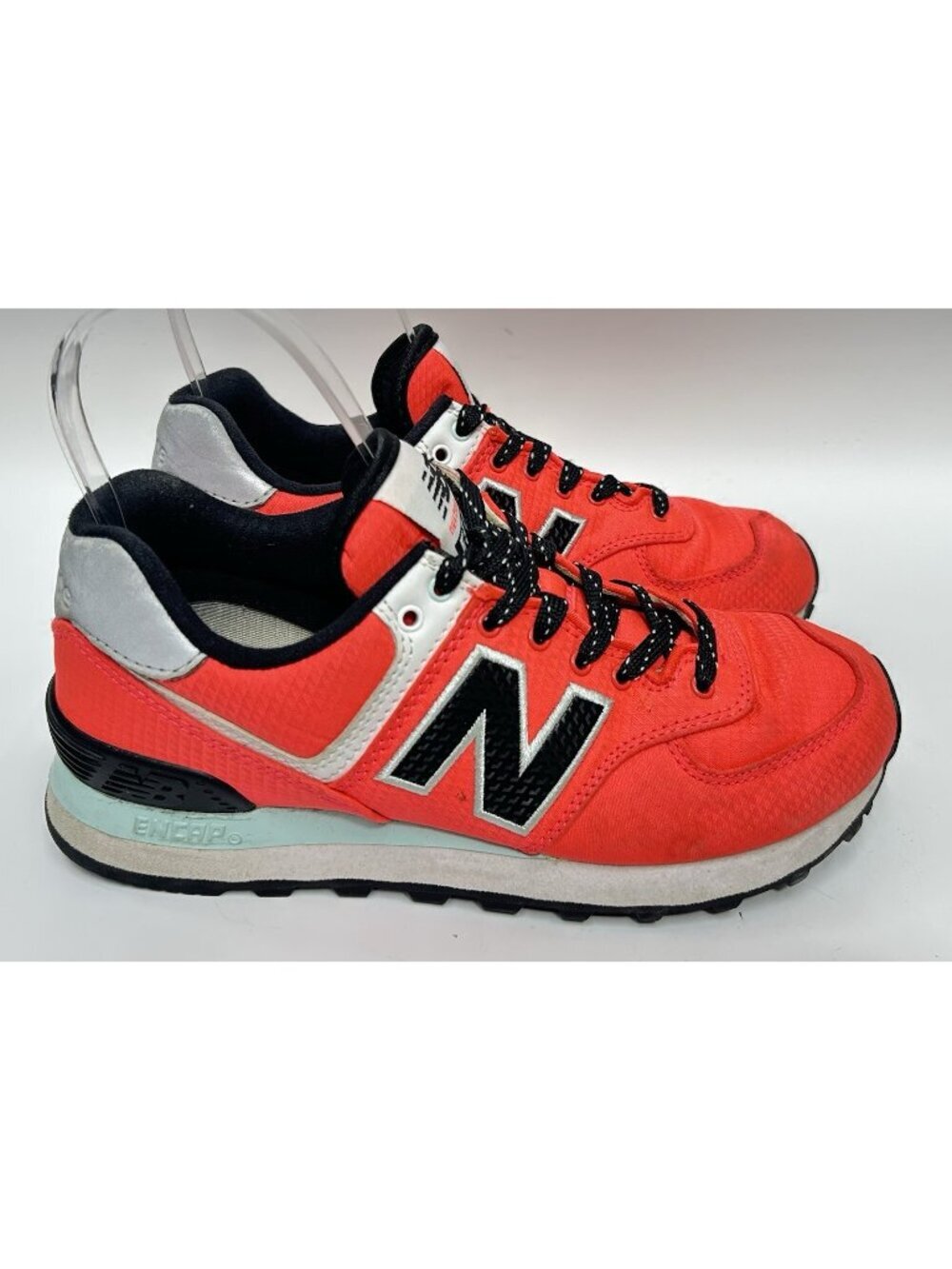 New Balance 574 Women's Shoes Sneakers Size 6 Vivid Coral Running Retro Gym